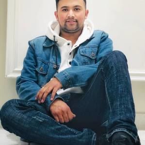 Meet your Posher, Bikash